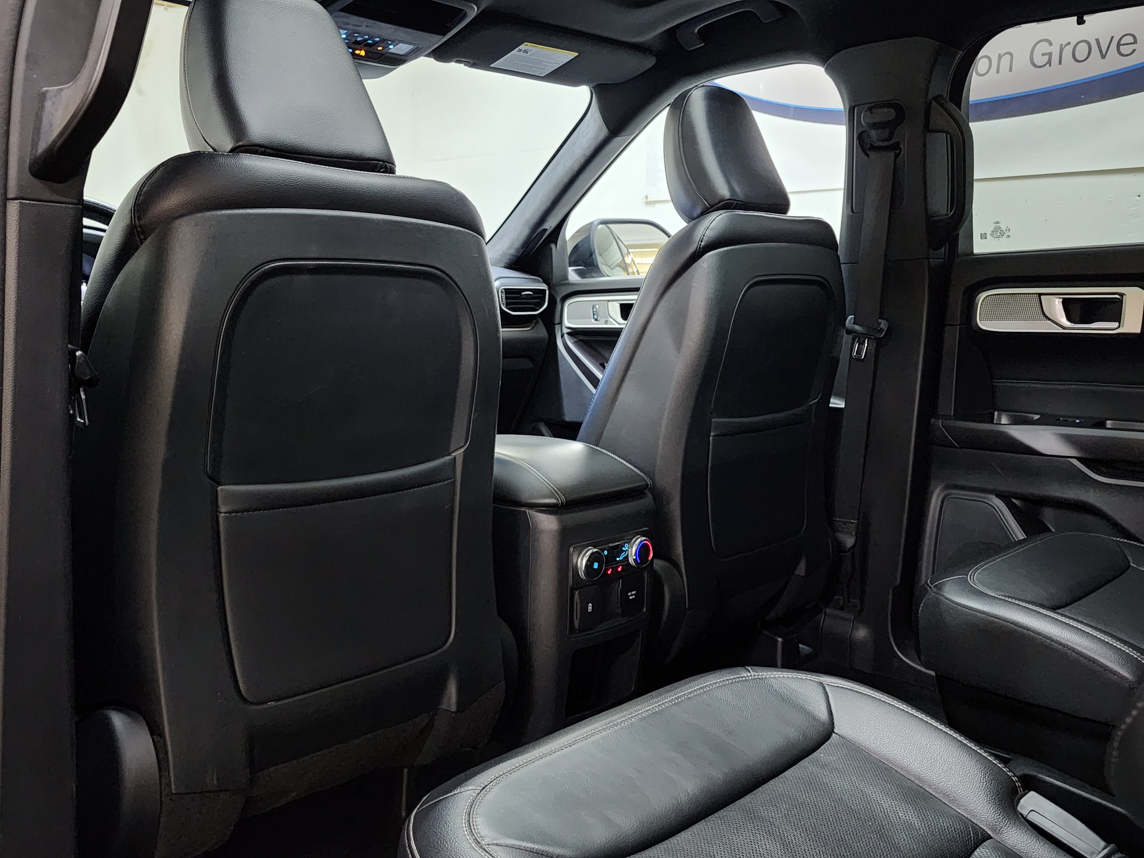 Used 2020 Ford Explorer Limited AWD/4WD image 17