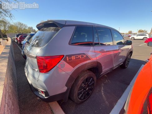 Used 2023 Honda Passport EX-L image 4