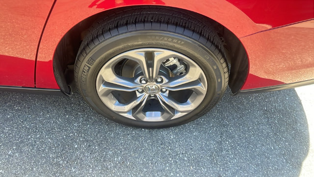 Used 2024 Honda Accord EX image 31