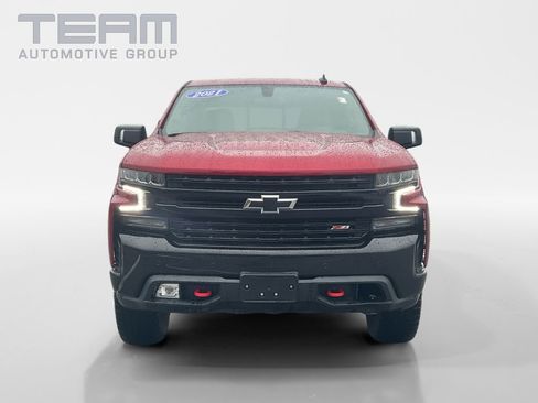 Used 2021 Chevrolet Silverado 1500 LT Trail Boss w/ Convenience Package II image 2