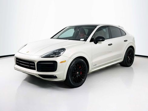 Certified 2022 Porsche Cayenne GTS image 1