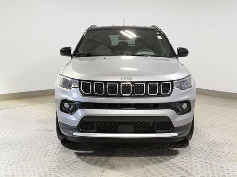 Used 2023 Jeep Compass Limited AWD/4WD image 11