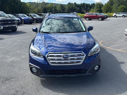 Used 2015 Subaru Outback 2.5i Premium AWD/4WD image 8