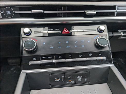 Used 2025 Hyundai Santa Fe XRT AWD/4WD image 28