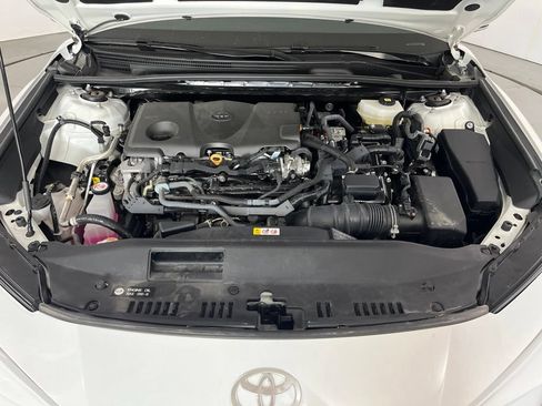 Used 2025 Toyota Camry LE FWD image 9