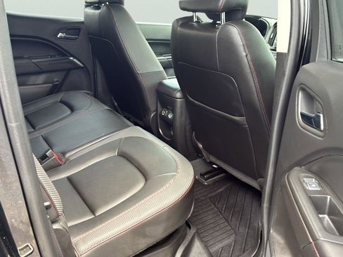 Used 2019 GMC Canyon All Terrain w/ Trailering Package AWD/4WD image 10