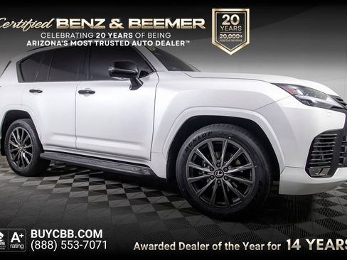 Used 2023 Lexus LX 600 4WD w/ Appearance Package image 1
