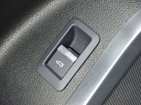 Certified 2023 Audi Q5 2.0T Premium w/ Convenience Package image 27