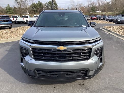 Used 2024 Chevrolet Traverse LS w/ LPO, Floor Liner Package image 4