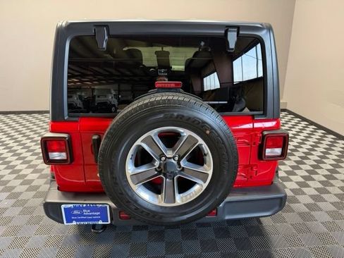 Used 2020 Jeep Wrangler Unlimited Sahara AWD/4WD image 11