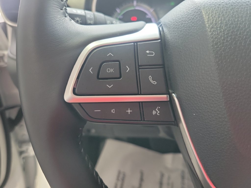 Certified 2026 Toyota Highlander XLE AWD/4WD image 18