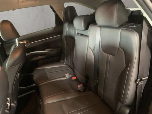 Used 2023 Kia Sorento S AWD/4WD image 19