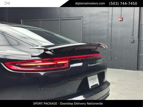 Used 2019 Porsche Panamera Turbo image 17