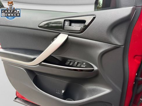Used 2024 Mitsubishi Eclipse Cross AWD image 28