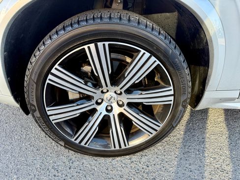 Used 2022 Volvo XC90 T6 Inscription w/ Advanced Package image 10