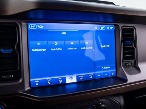 Used 2022 Ford Bronco Outer Banks image 21