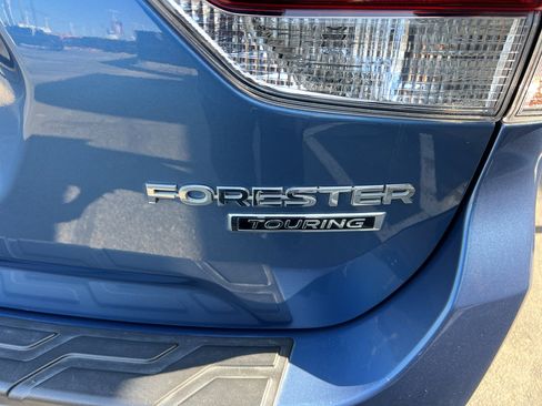 Used 2021 Subaru Forester Touring w/ Popular Package #2 image 12