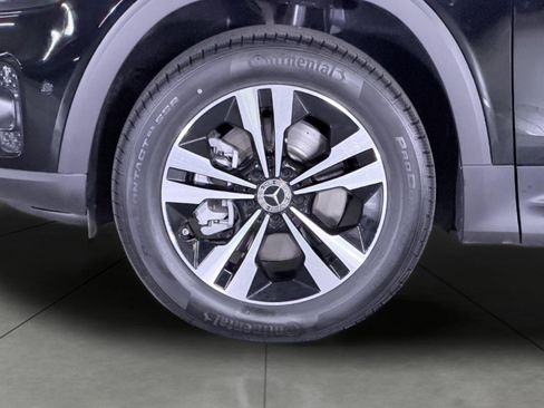 New 2025 Mercedes-Benz GLB 250 4MATIC image 24