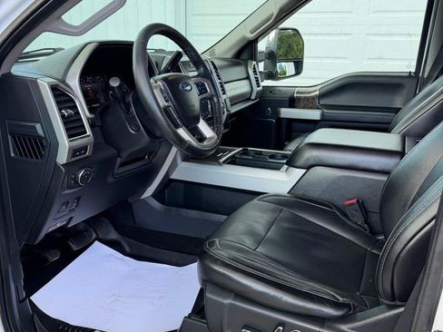 Used 2018 Ford F250 Lariat w/ Lariat Ultimate Package AWD/4WD image 10