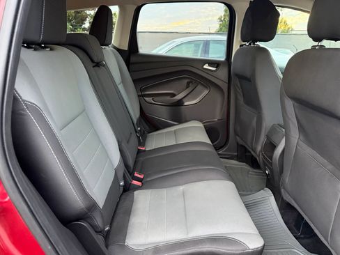 Used 2016 Ford Escape SE AWD/4WD image 20