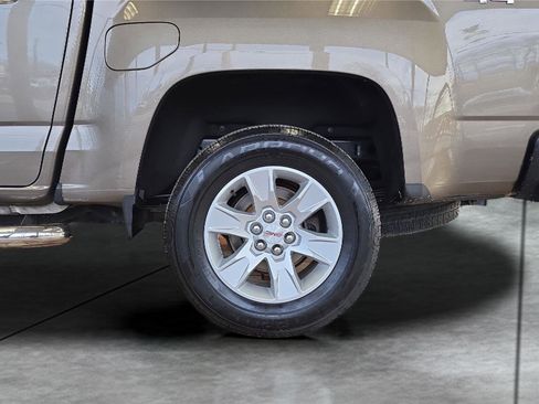 Used 2016 GMC Canyon SLE w/ SLE Convenience Package image 29