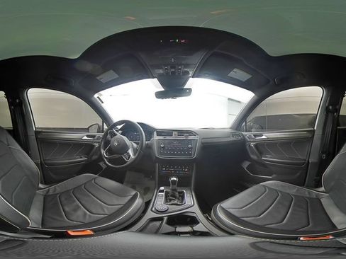 Used 2024 Volkswagen Tiguan SEL R-Line AWD/4WD image 12