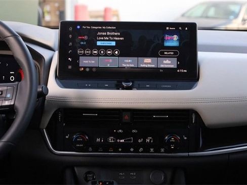 Certified 2024 Nissan Rogue SL w/ SL Premium Package image 26