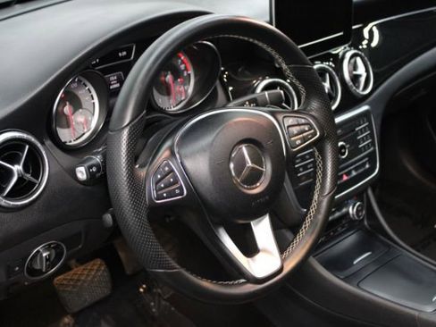Used 2015 Mercedes-Benz CLA 250 4MATIC image 12