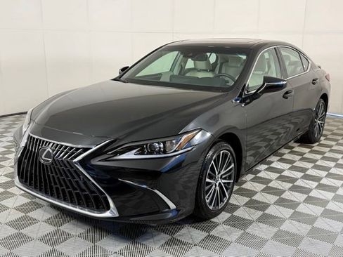 Certified 2025 Lexus ES 300h w/ Premium Package image 2