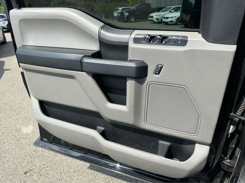 Used 2018 Ford F150 XL w/ Equipment Group 101A Mid AWD/4WD image 20