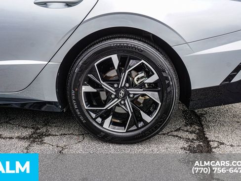 Used 2025 Hyundai Sonata SEL FWD image 16