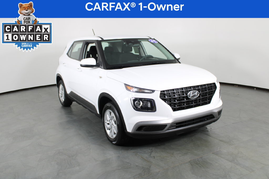 Certified 2024 Hyundai Venue SE FWD image 5