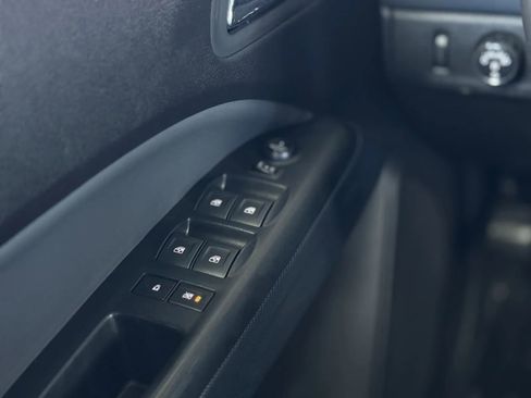 Used 2018 Chevrolet Colorado Z71 image 23