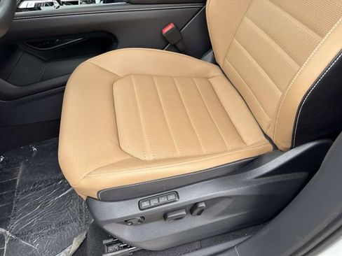 New 2026 Volkswagen Atlas Cross Sport SEL image 41