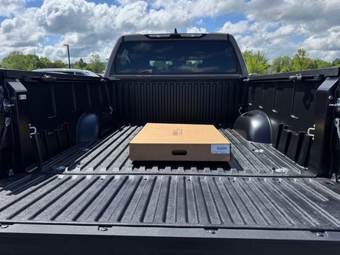 New 2026 Toyota Tundra SR5 AWD/4WD image 25