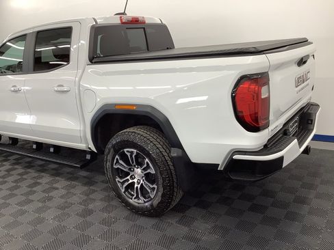 Used 2023 GMC Canyon AT4 image 3