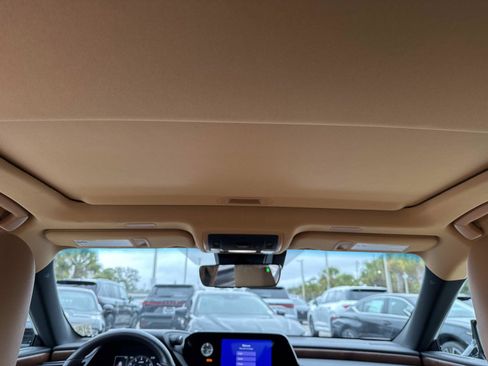 Certified 2024 Lexus ES 350 w/ Premium Package image 16