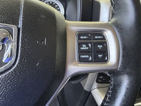 Used 2016 RAM 1500 Laramie w/ Convenience Group AWD/4WD image 19