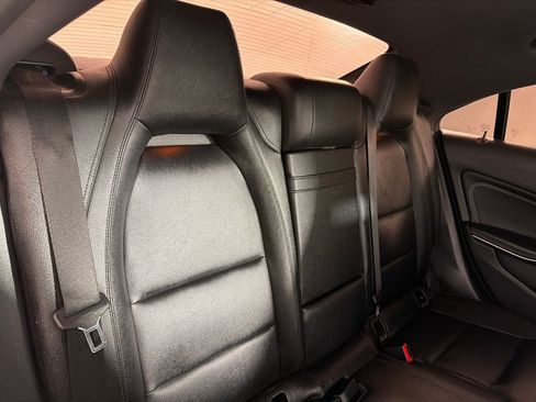 Used 2015 Mercedes-Benz CLA 250 image 20