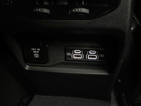 Used 2022 Jeep Grand Cherokee Altitude image 21