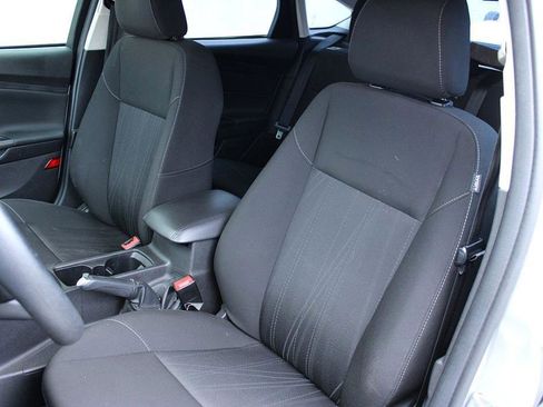 Used 2017 Ford Focus SEL image 8