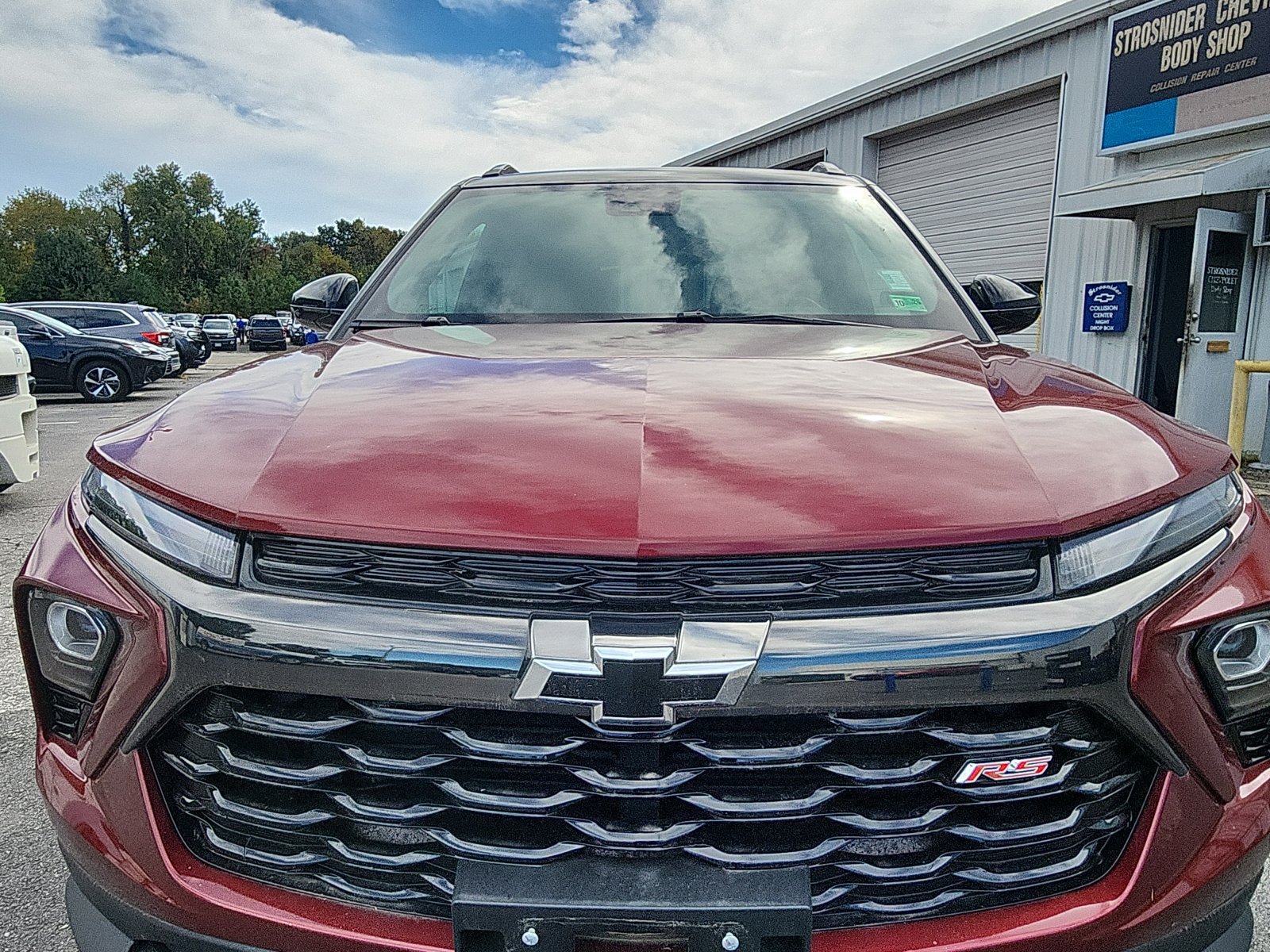 Used 2025 Chevrolet TrailBlazer RS w/ Convenience Package AWD/4WD image 11