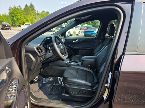 Used 2023 Ford Escape ST-Line Select w/ Tech Pack #2 AWD/4WD image 20