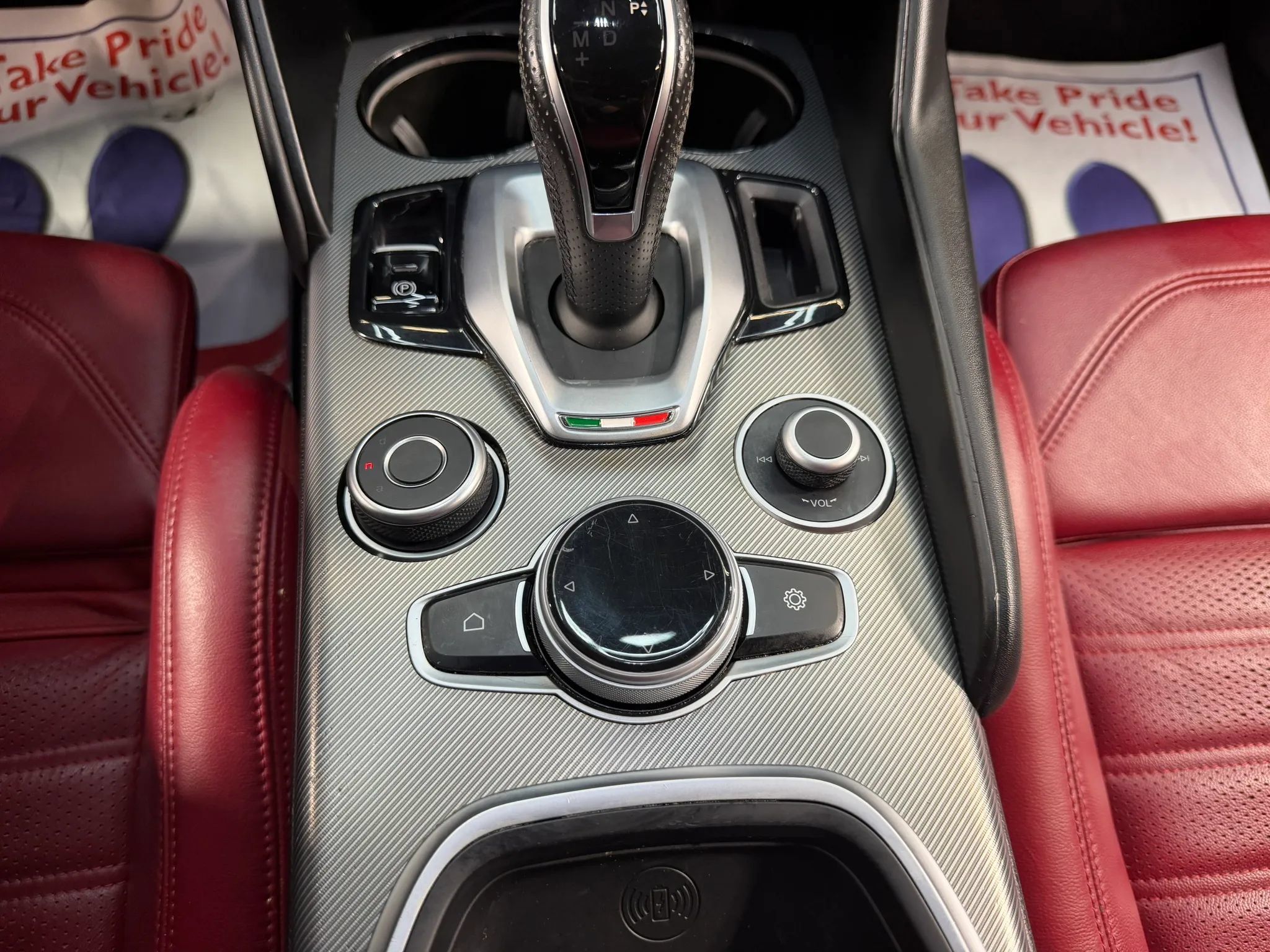 Used 2022 Alfa Romeo Giulia Veloce AWD/4WD image 22