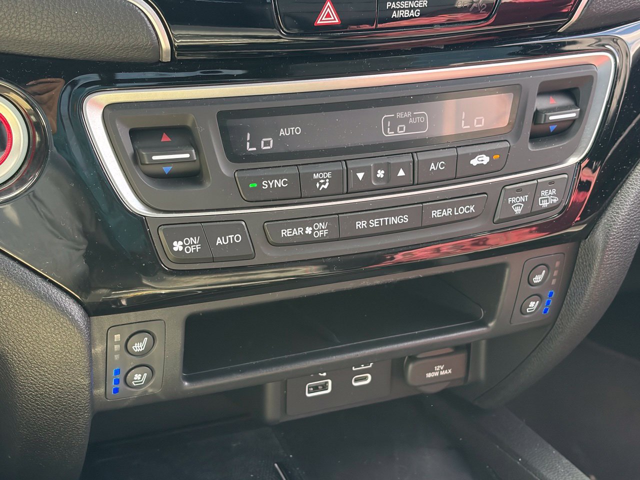 Used 2025 Honda Ridgeline Black Edition image 9