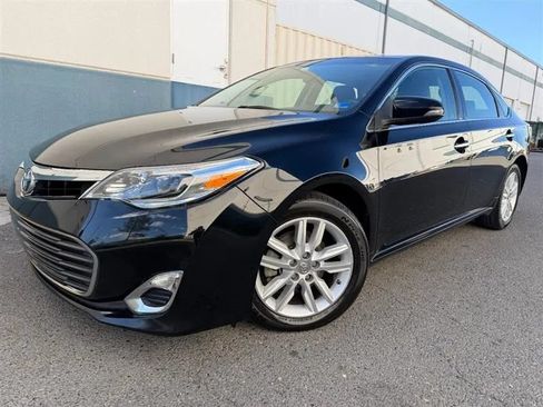 Used 2013 Toyota Avalon XLE Premium FWD image 1