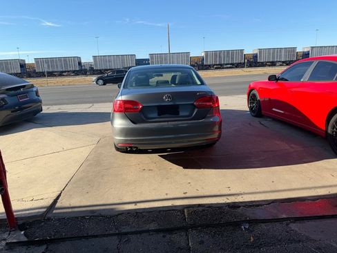 Used 2012 Volkswagen Jetta Sedan image 19