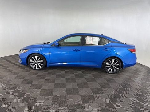 Used 2022 Nissan Sentra SV w/ SV Premium Package image 8