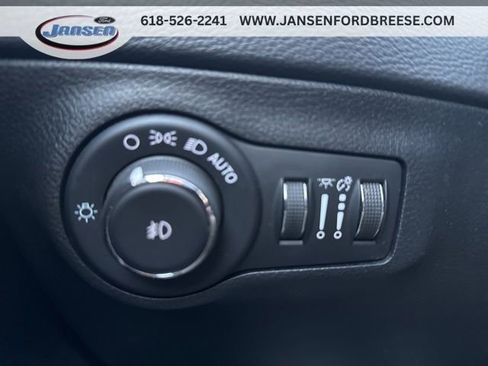 Used 2021 Jeep Compass Latitude image 9