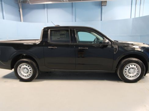 New 2026 Ford Maverick XL w/ Equipment Group 101A AWD/4WD image 24